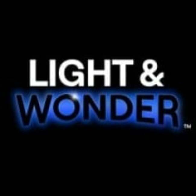 Light & Wonder, Inc. (NASDAQ:LNW) Director Sells $1,657,500.00 in Stock