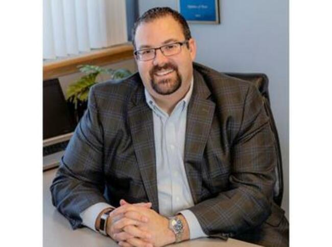 Close Up Radio Spotlights Nick Bour of Inspire Wealth