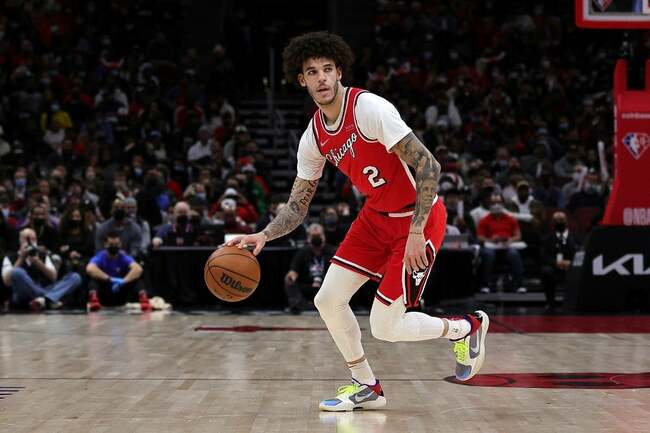 NBA: Bulls expect Lonzo Ball to miss another season due to left knee injury