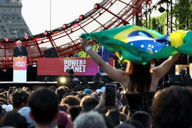 Rich nations must pay for historic environmental damage, says Brazil's Lula