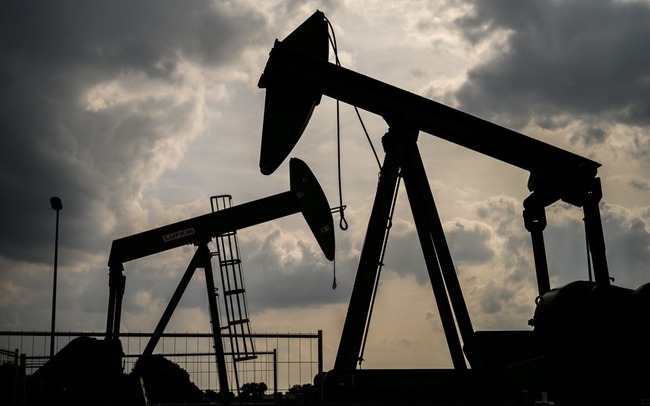 OIL PRICES DIP ON CONTINUOUS CONCERNS OVER DEMAND OUTLOOK