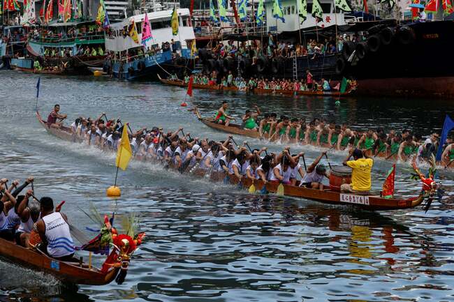 Hong Kong's international dragon boat races return after 4-year hiatus
