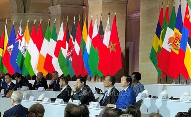 Vietnam delivers messages on private finance mobilization