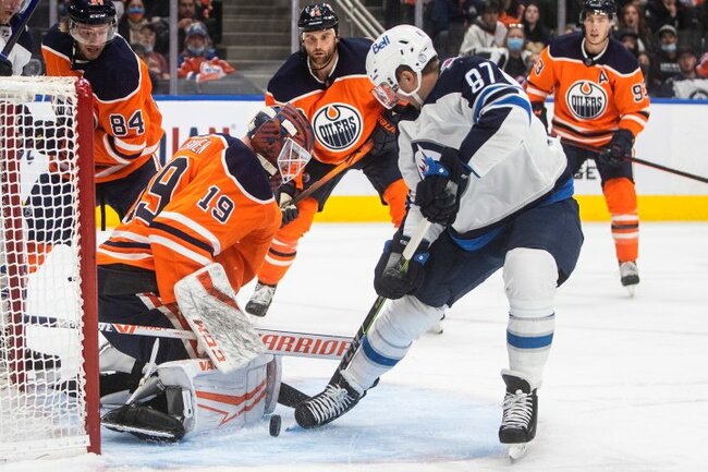 Edmonton Oilers hold off Jets for 4-3 win
