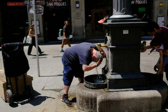 Spain weathers scorching temperatures as heatwaves become more frequent