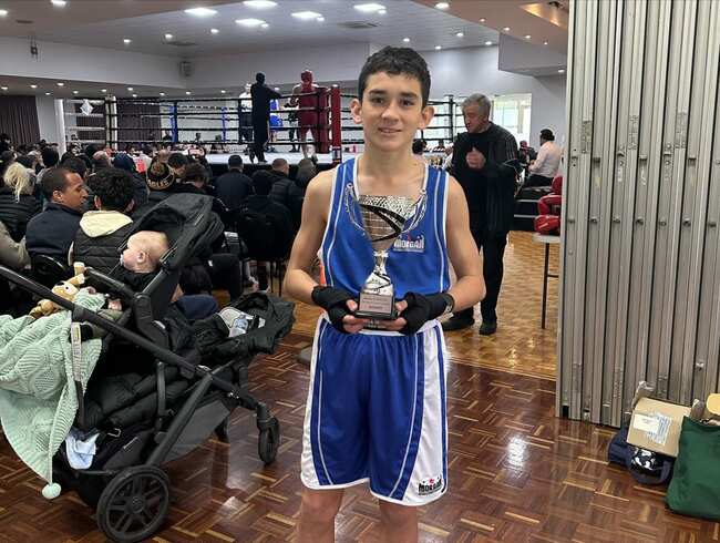 Relentless Burns' first-round victory