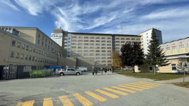 Eastern Townships health network to reduce services once unvaccinated workers are cut