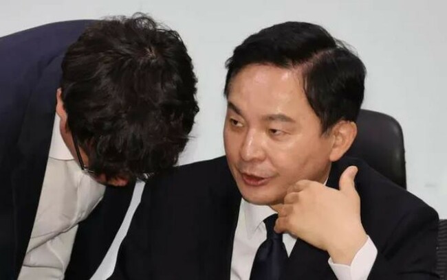 Won Hee-ryong claims decision to scrap the Yangpyeong expressway project was solely his decision, with no consultation w