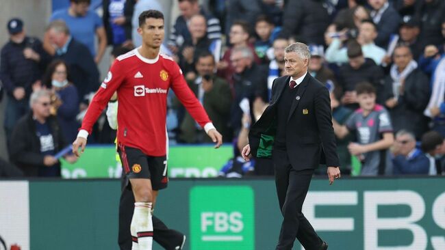 Man United's Solskjaer under pressure again as collective mistakes lead to heavy Leicester defeat