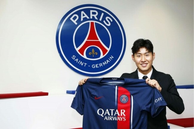 [Newsmaker] Lee Kang-in signs with PSG; Kim Min-jae ‘nears deal' with Bayern