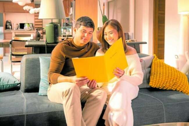 The first thing Matteo Guidicelli did after he married Sarah Geronimo