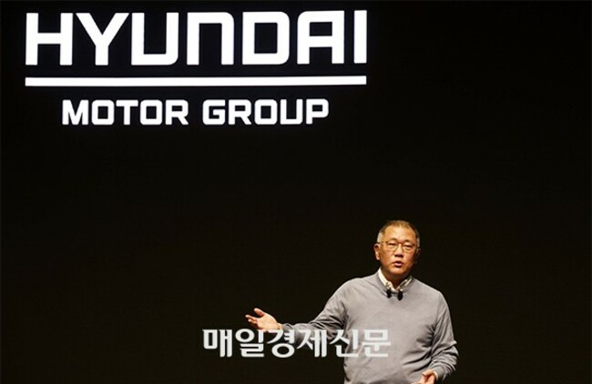 Korean business leaders take to global markets this summer