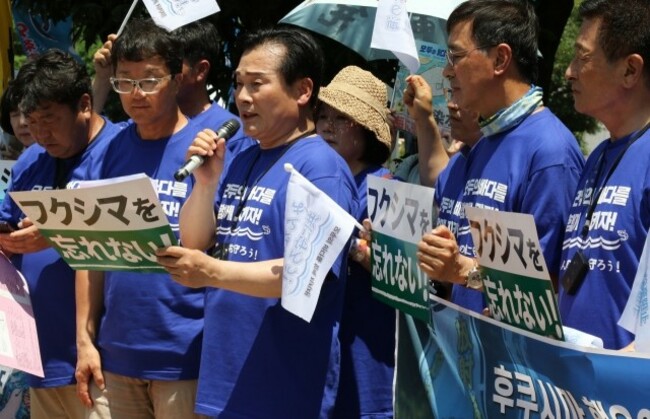 Korean, Japanese opposition to join to protest water release plan