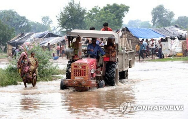 INDIA NEW DELHI YAMUNA FLOOD