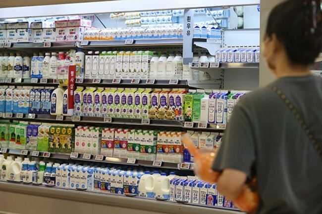 Korean gov't pressures milk producers to refrain from raising prices