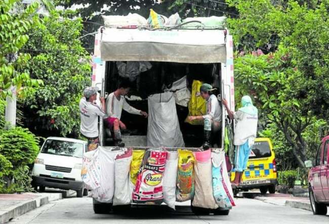 How Pinoys manage their solid waste