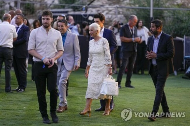 Israel People Mirren