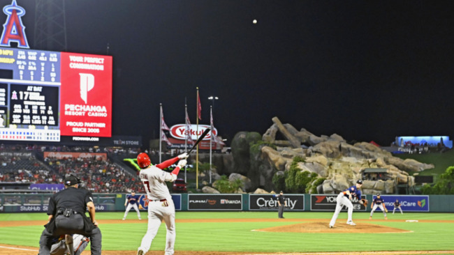 Baseball: Ohtani hits 33rd HR as Angels end 6-game skid with wild win