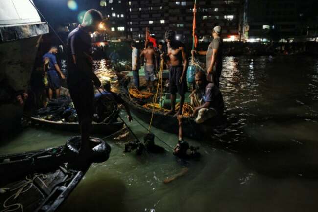 Four dead as boat sinks in Bangladesh's Buriganga river