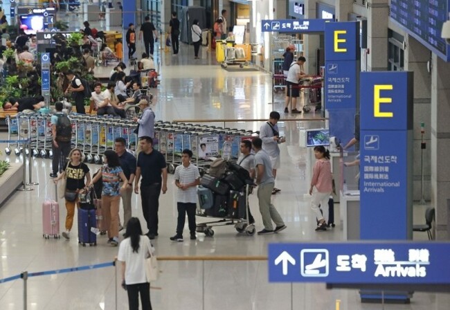 Majority of Korean firms show support for foreign labor: survey