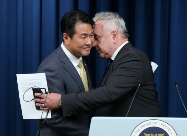 US nuclear submarine enters S.Korea in decades as allies launch new nuclear group