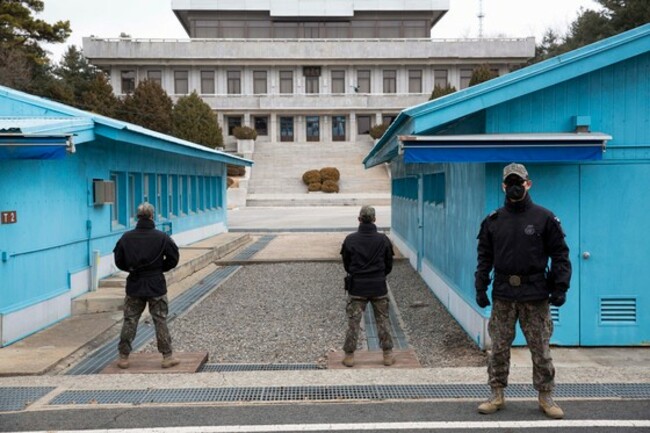 U.S. tourist defects to North Korea at border: UN Command