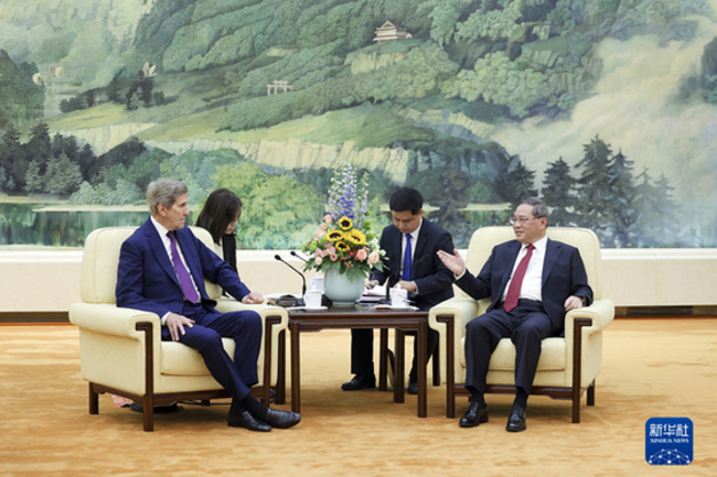 China and U.S. Return to Climate Discussions as John Kerry Visits Beijing
