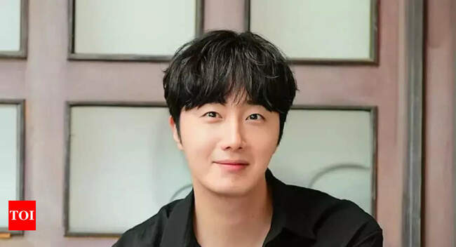 Jung Il Woo injures his retina on the sets of his upcoming film ‘Highway family’