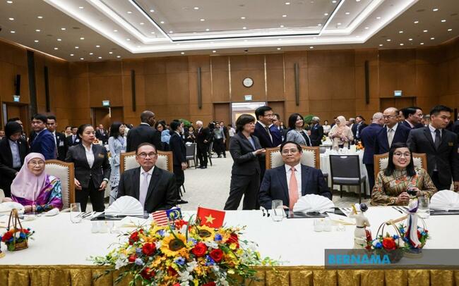 VIETNAM A CLOSE FRIEND OF MALAYSIA, ITS RESILIENCE ADMIRABLE, SAYS PM ANWAR