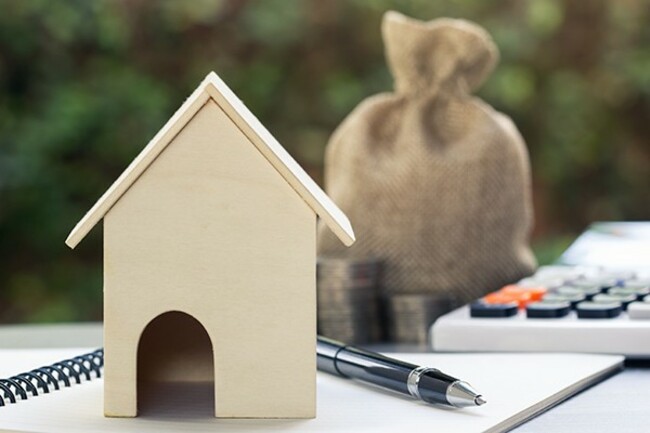 Korea's household net worth shrinks for first time on falling house prices