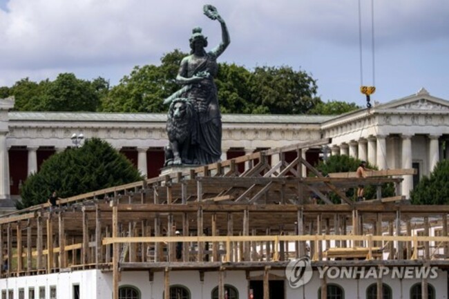 Germany Oktoberfest Preparations
