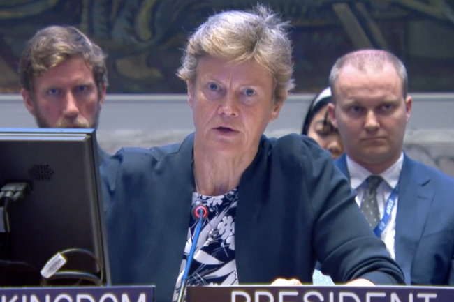 UK Accuses Russia of Holding World's Starving Hostage