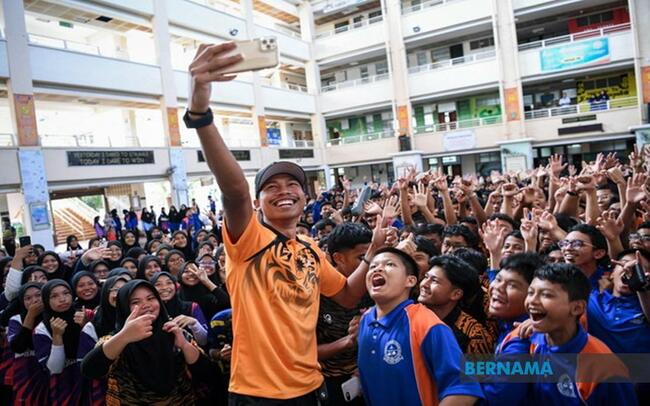 MUHAMMAD AZEEM HOPING FOR BUDAPEST WILDCARD TICKET