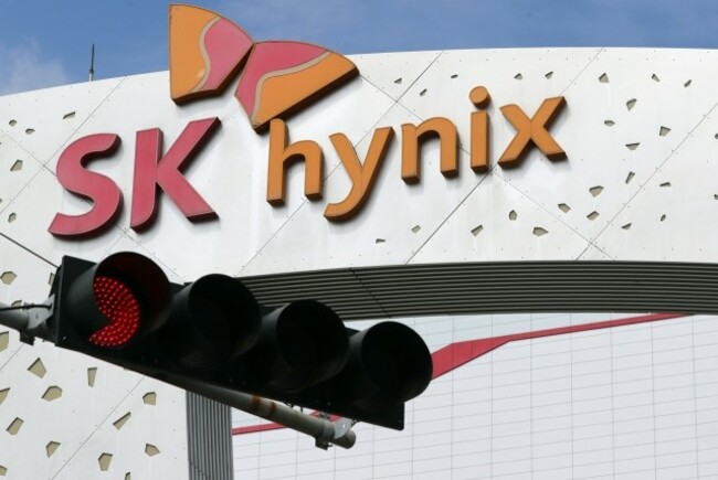 SK hynix remains in red for 3rd consecutive quarter