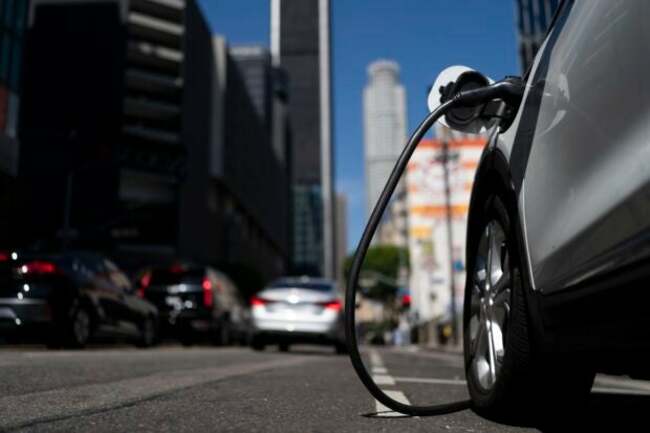 Major automakers unite to build EV charging network