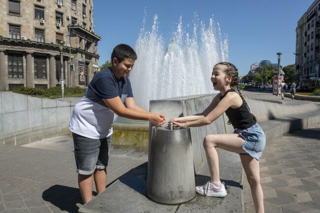 Half of Kids in Europe, Central Asia Face Frequent Heatwaves