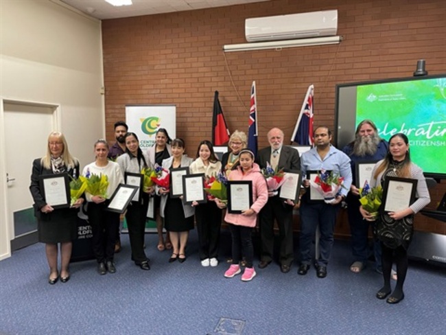Council to welcomed twelve new citizens