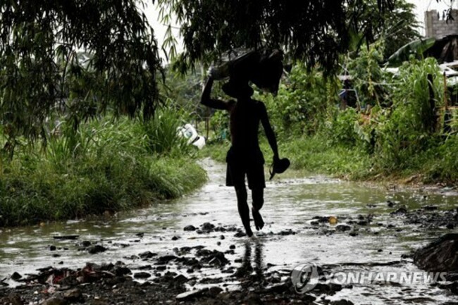 epaselect PHILIPPINES TYPHOON DOKSURI AFTERMATH