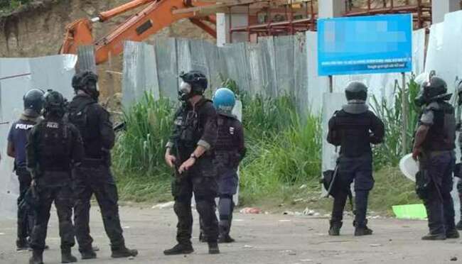 Solomon Islands’ capital imposes curfew after three days of violence