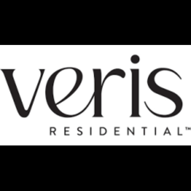 Veris Residential (NYSE:VRE) Reaches New 52-Week High Following Dividend Announcement