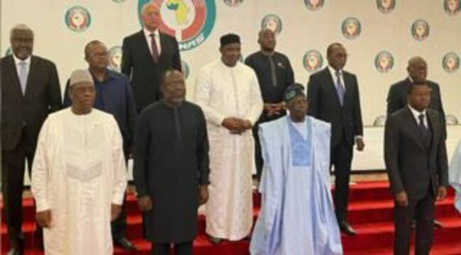 West African gov'ts give Niger coup leaders a week to cede power