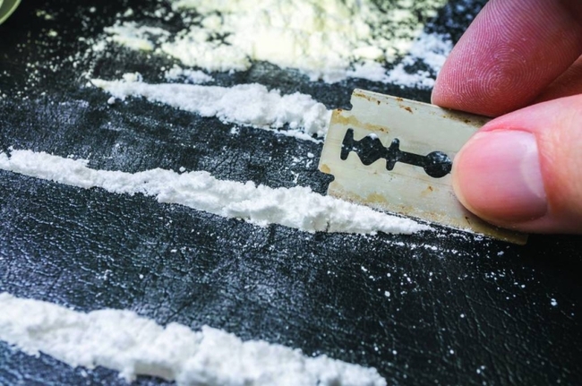 Drugs-free movement declares war