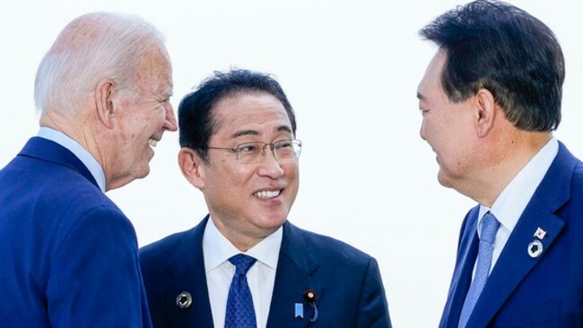 Trilateral summit will be first of its kind, Seoul's envoy says
