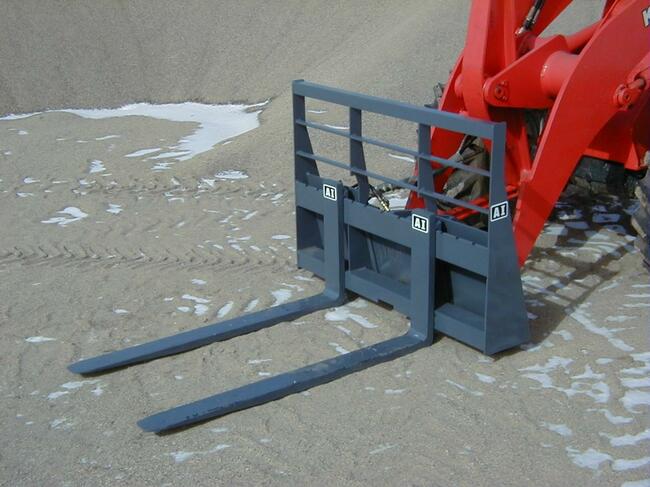 Attachments International's Pallet Forks : CEG