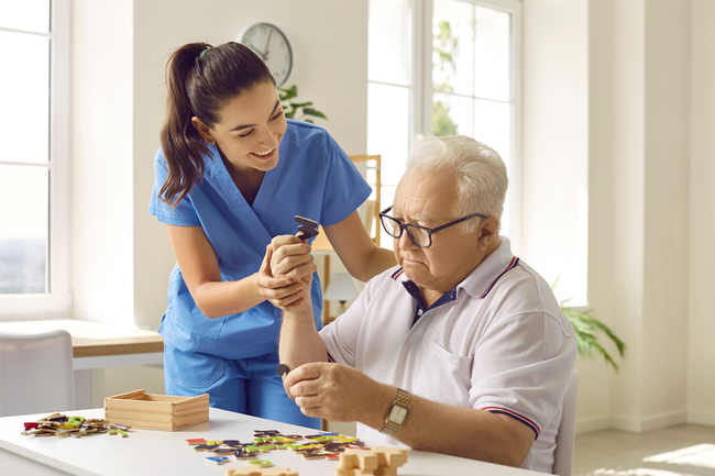 Researcher finds potential new tool for early identification of dementia risk