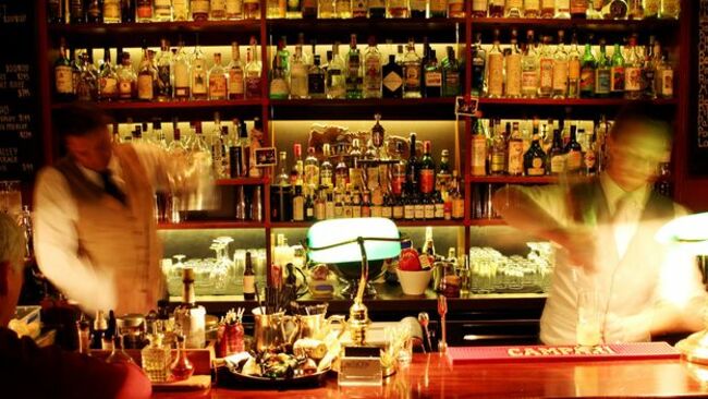 A bar crawl around Wellington with Fat Freddy's Drop