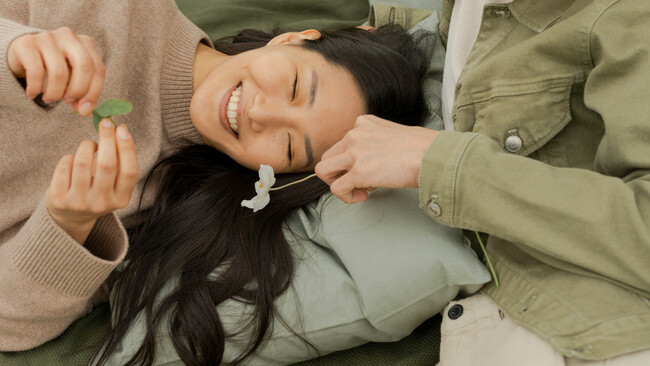The Top 15 Deal-Breakers On Dating Apps, According To Men