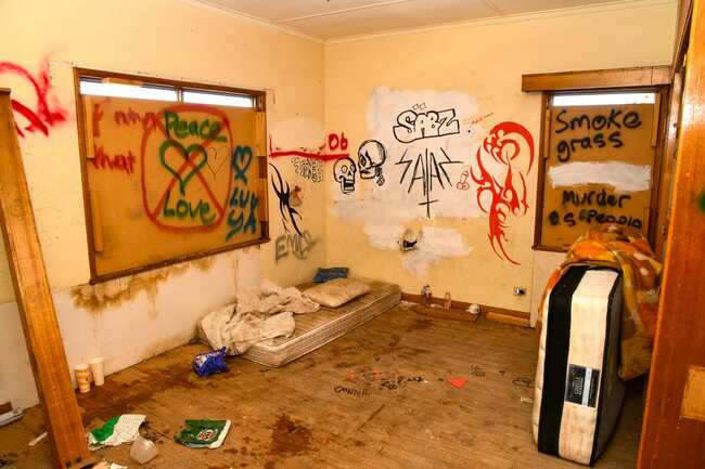 Inside Mildura's worst squat