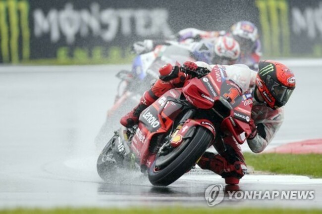 epaselect BRITAIN MOTORCYCLING