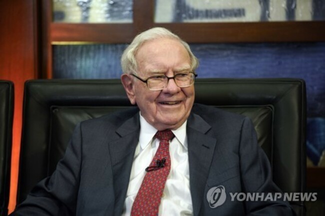 Earns Berkshire Hathaway